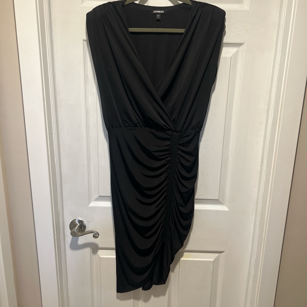 Jones New York Black Asymmetrical Ruched Cocktail Dress